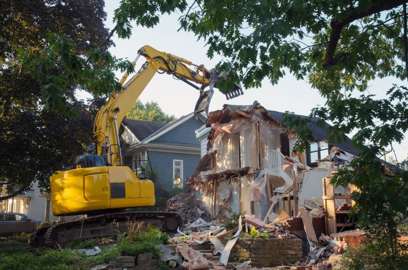 Demolition And Hauling Service